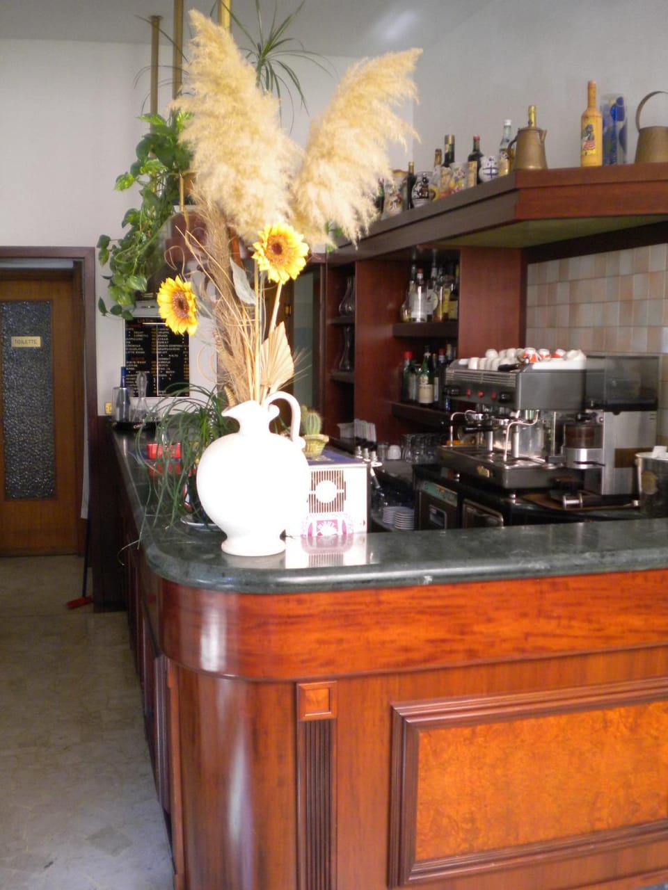 Lounge or bar