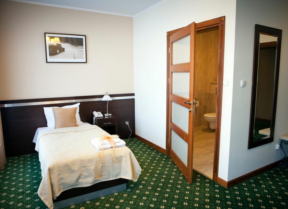 Hotel i Restauracja "Pod Orłem" Hotel in Pomeranian Voivodeship