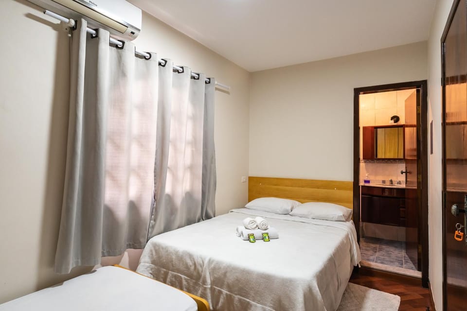 Bed, Bathroom, Photo of the whole room, Bedroom