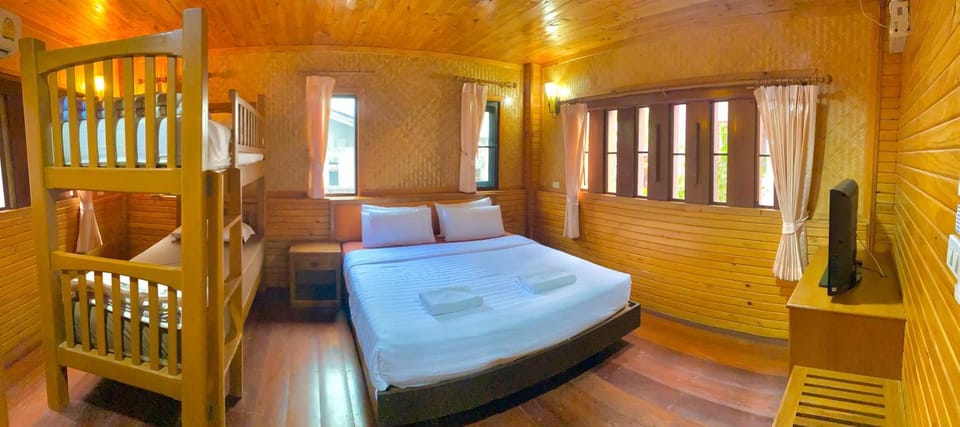 Bed, Bedroom, bunk bed