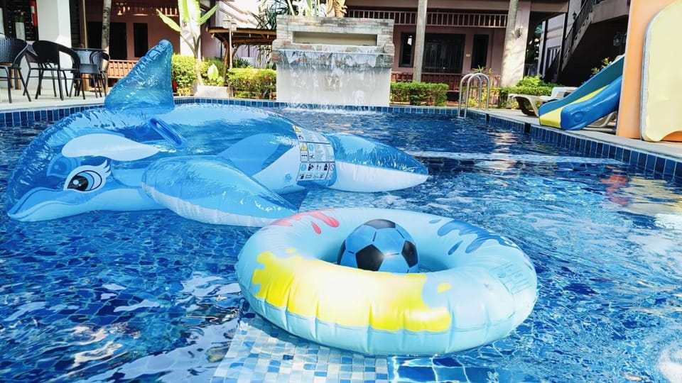 Swimming pool