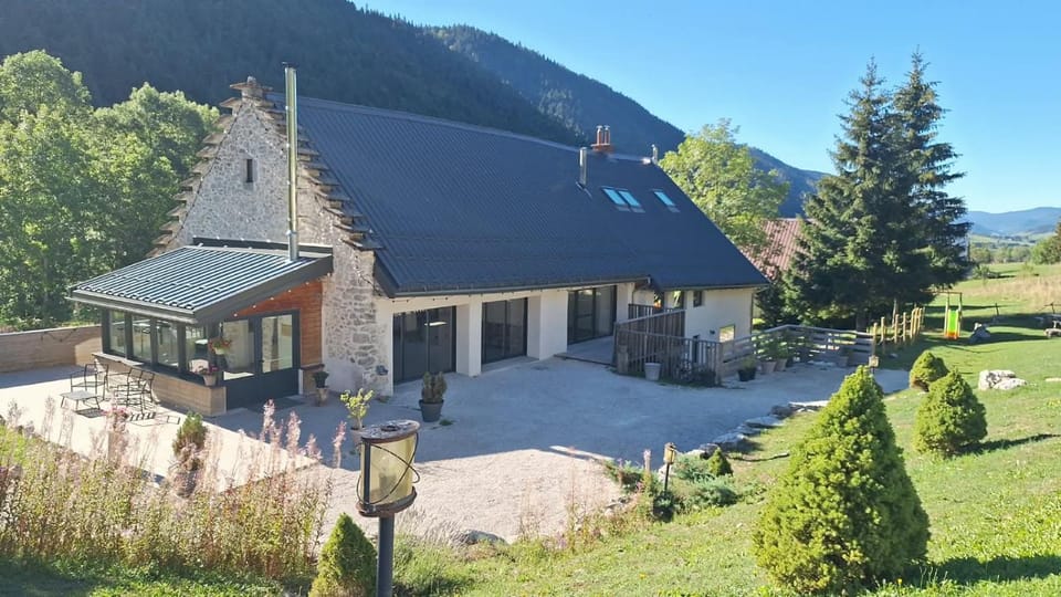 La Grange Aux Fees House in Auvergne-Rhône-Alpes