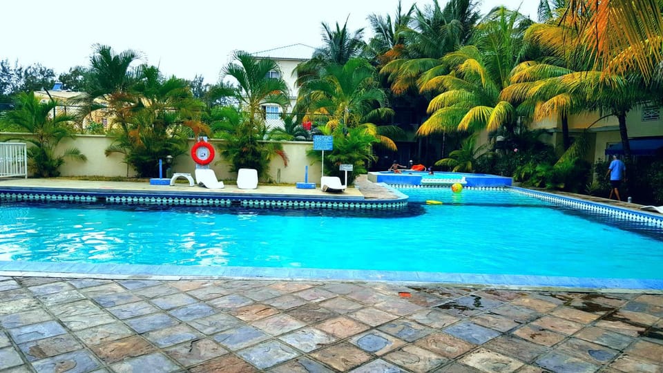 Pool view, Swimming pool, Swimming pool