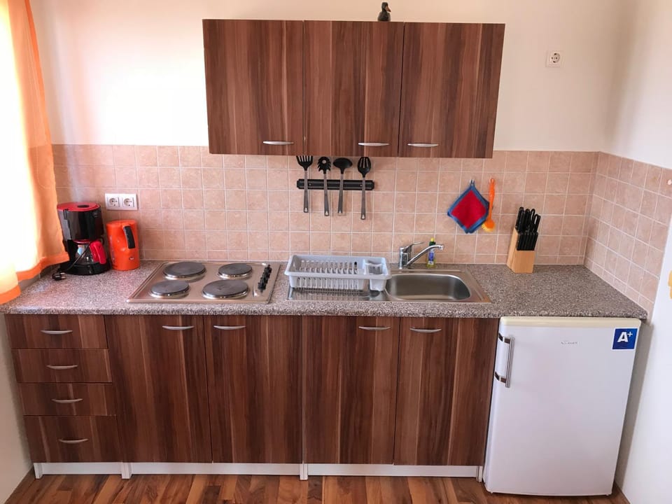 Kitchen or kitchenette, stove