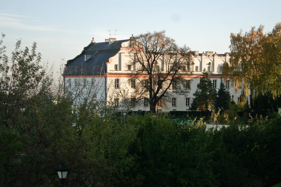 Neighbourhood