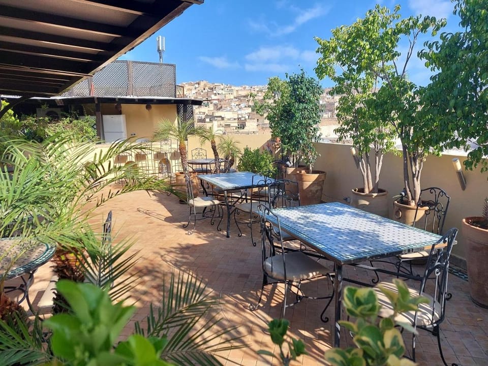 Restaurant/places to eat, View (from property/room), Balcony/Terrace, Lounge or bar
