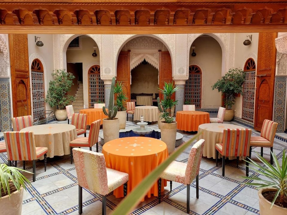 Patio, Restaurant/places to eat, Breakfast