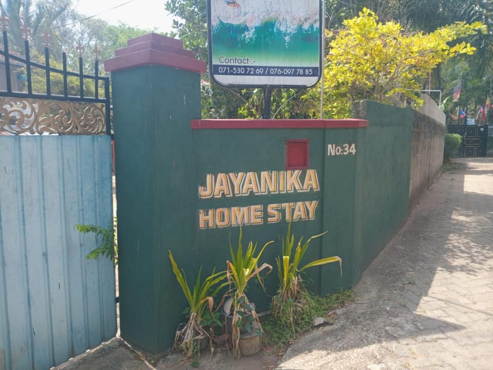 Jayanika home stay Vacation rental in Tangalle
