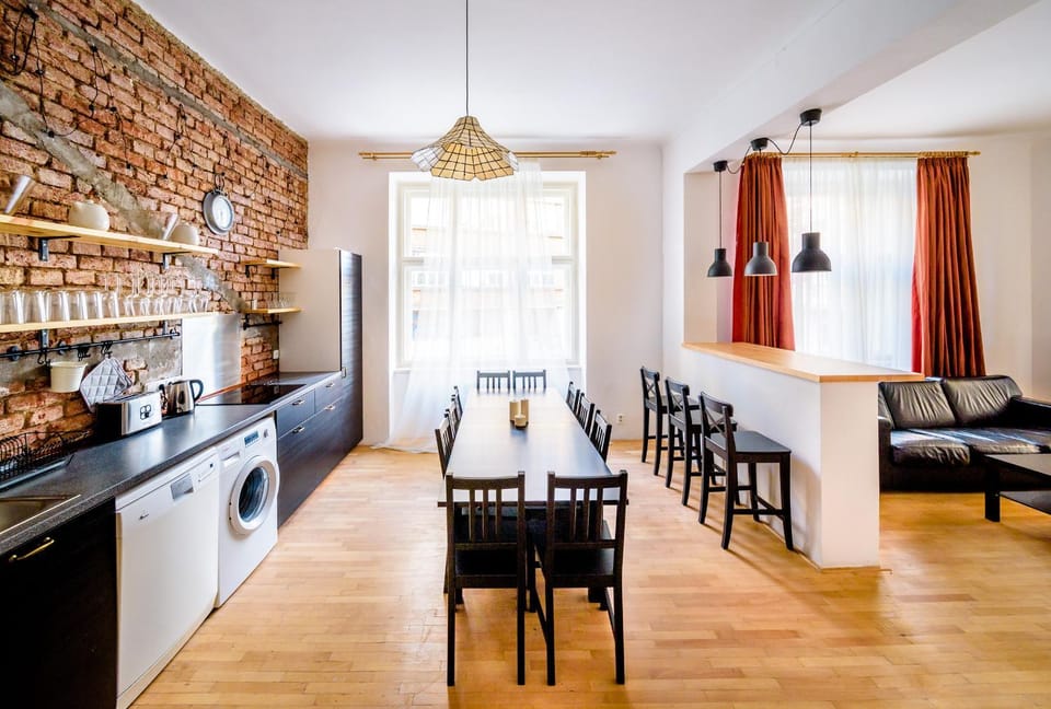 Day, Kitchen or kitchenette, Living room, Dining area