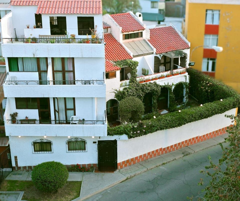 Property building, Facade/entrance, Neighbourhood, Bird's eye view, Garden