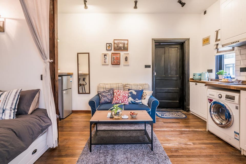 Tonight Homestey Shanghai Apartment Good Location 1200 Apartment in Shanghai