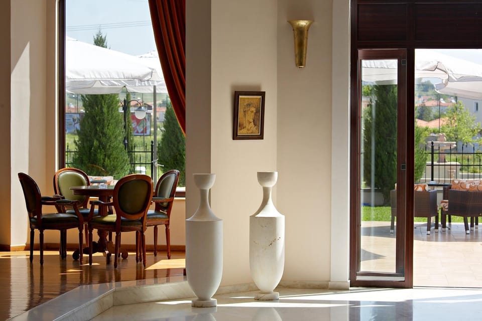 Lounge or bar