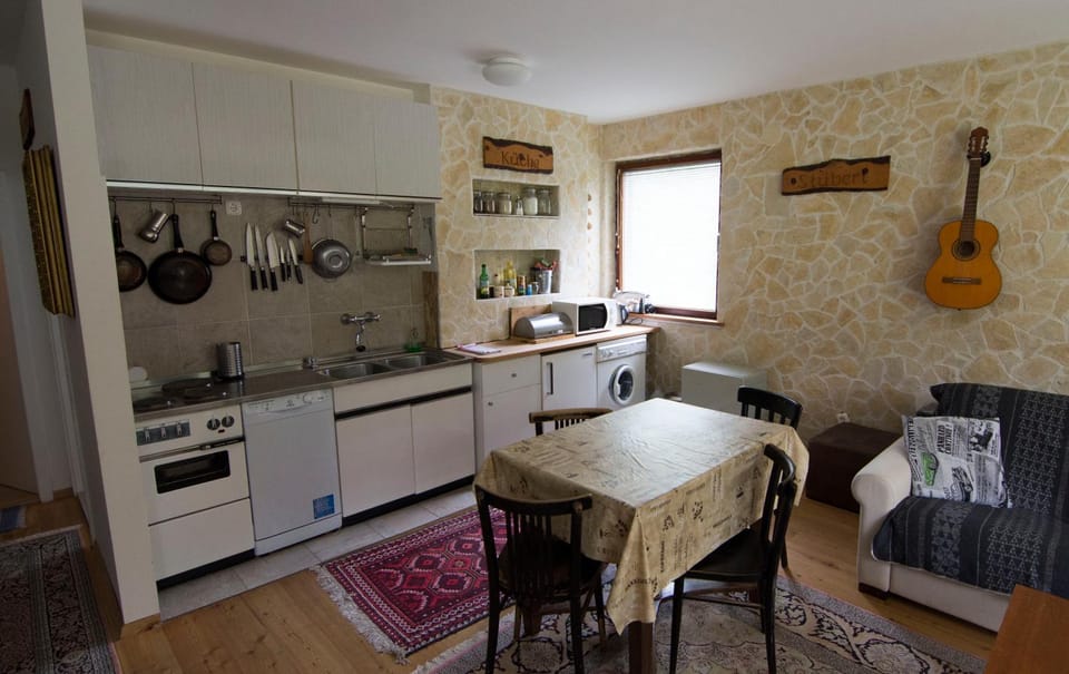 Kitchen or kitchenette, Living room, Dining area, bunk bed