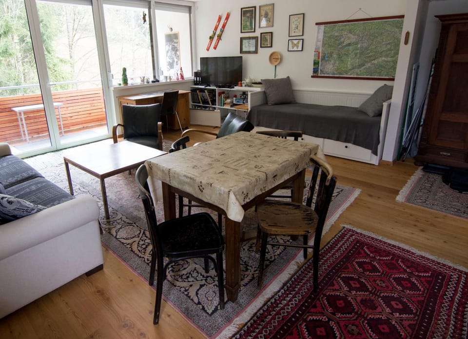 Balcony/Terrace, Living room, Seating area, Dining area, bunk bed
