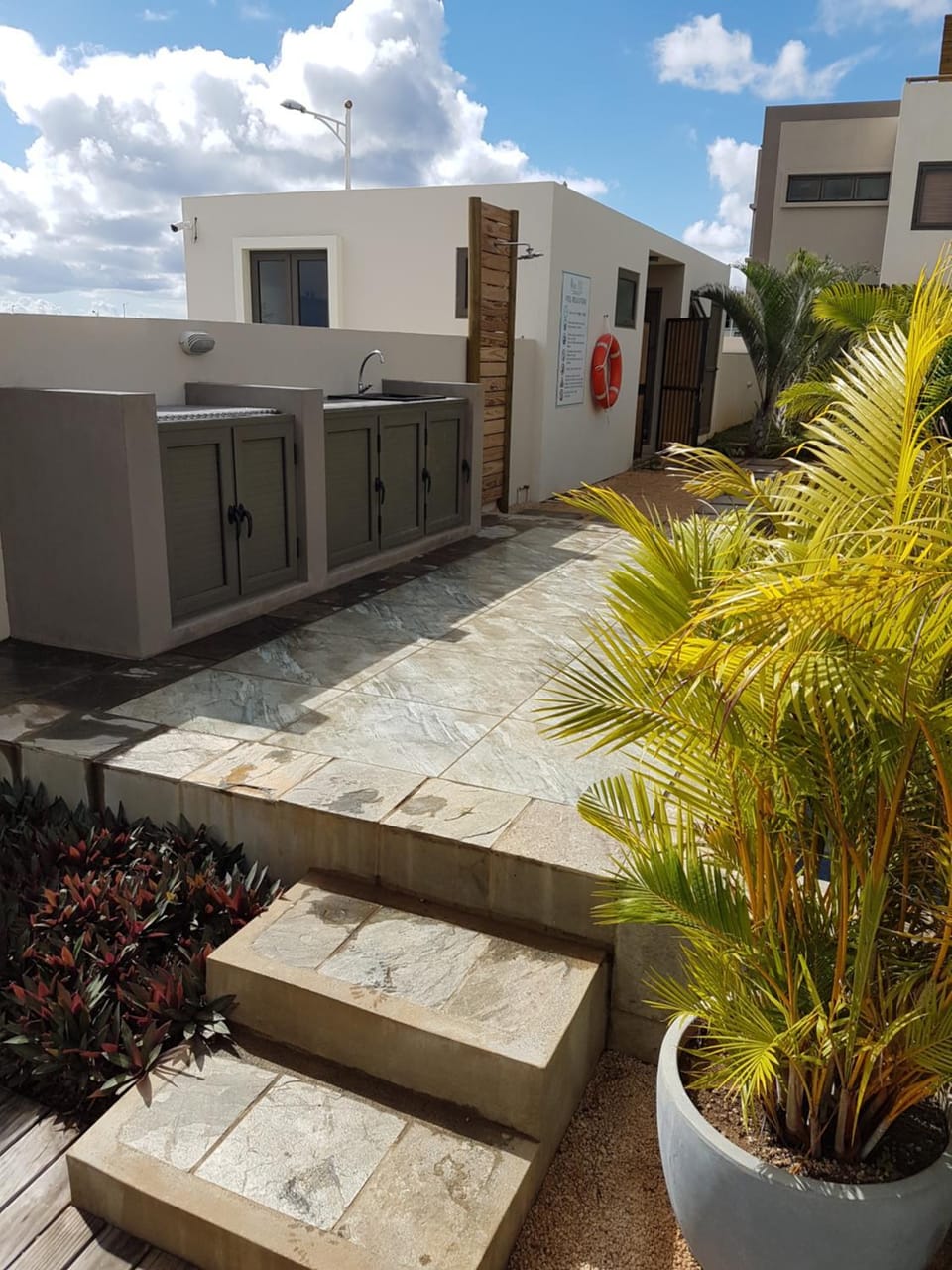 Property building, Garden