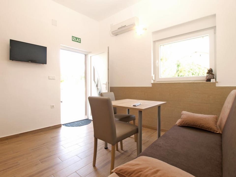 Apartments Biljana 1480 Apartment in Medulin