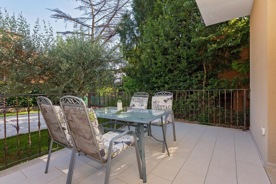 Patio, Balcony/Terrace