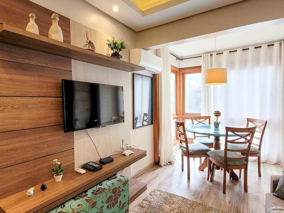 TV and multimedia, Living room, Dining area