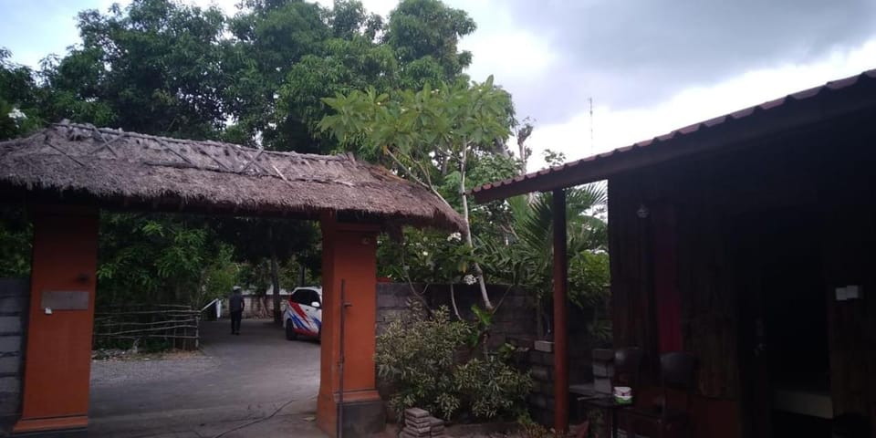 Made Roejas Homestay Vacation rental in Bali