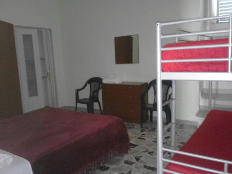 Bed, bunk bed