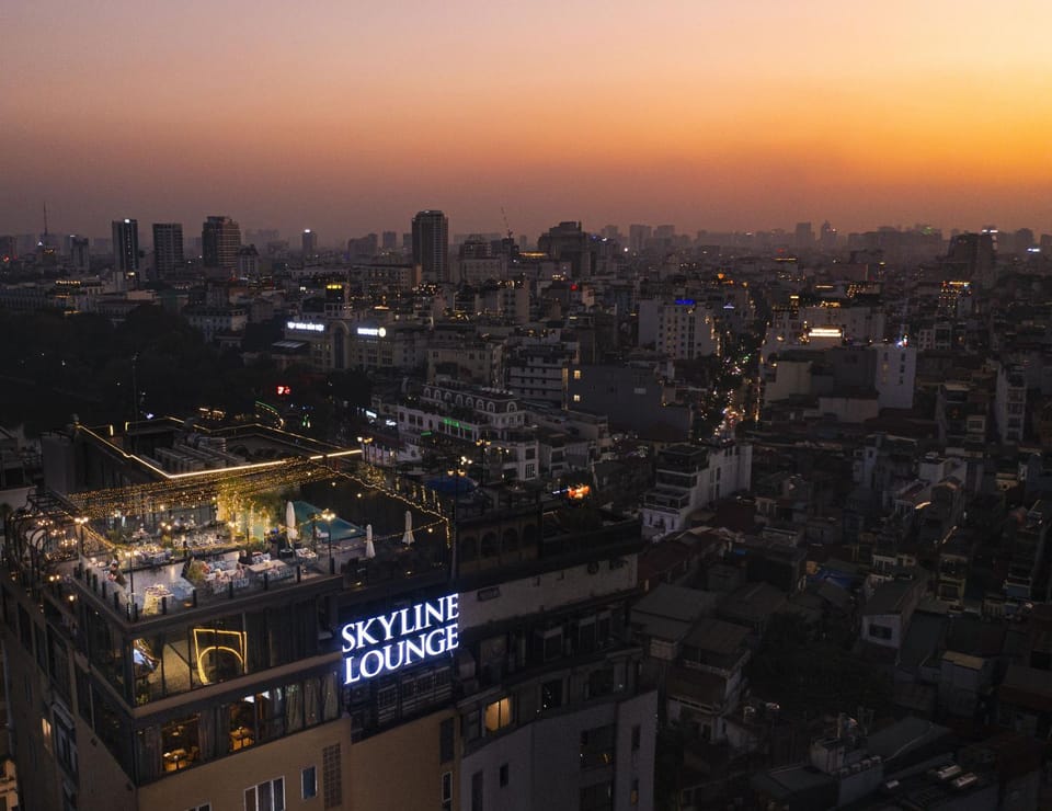 Restaurant/places to eat, City view