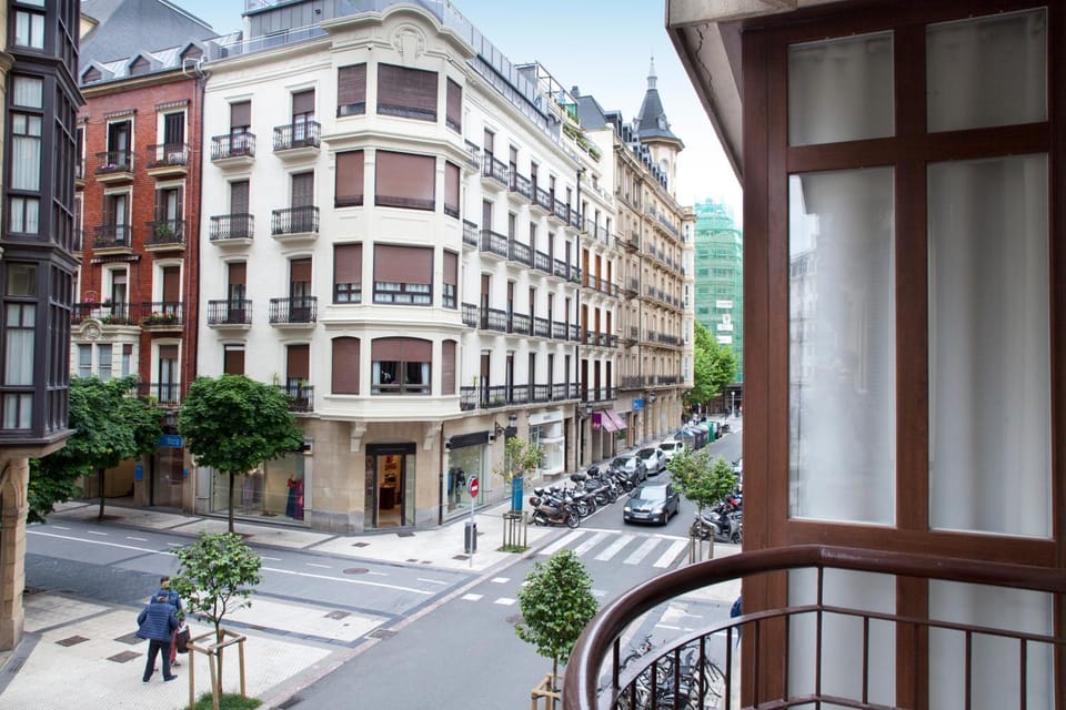 Balcony/Terrace, City view