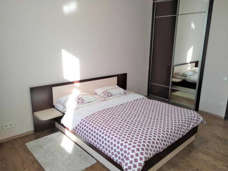 2 Bedrooms Apartment 150m from Opera House Apartment in Lviv