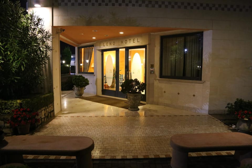 Facade/entrance, Facade/entrance, Decorative detail