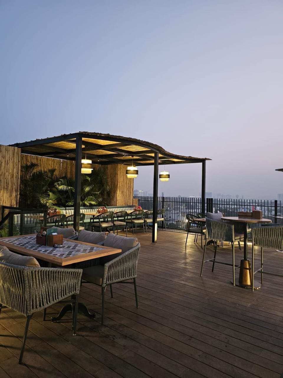 Restaurant/places to eat, View (from property/room), Balcony/Terrace, Dining area