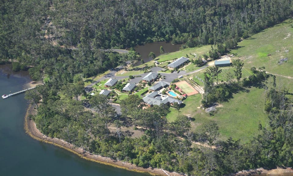 Bird's eye view, Lake view