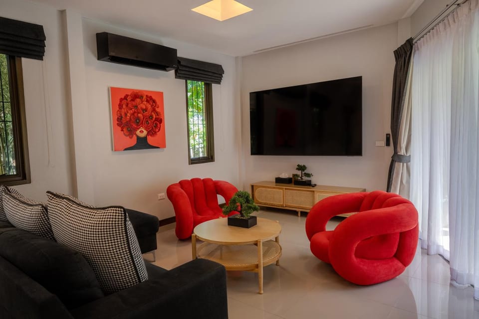 TV and multimedia, Living room, Seating area