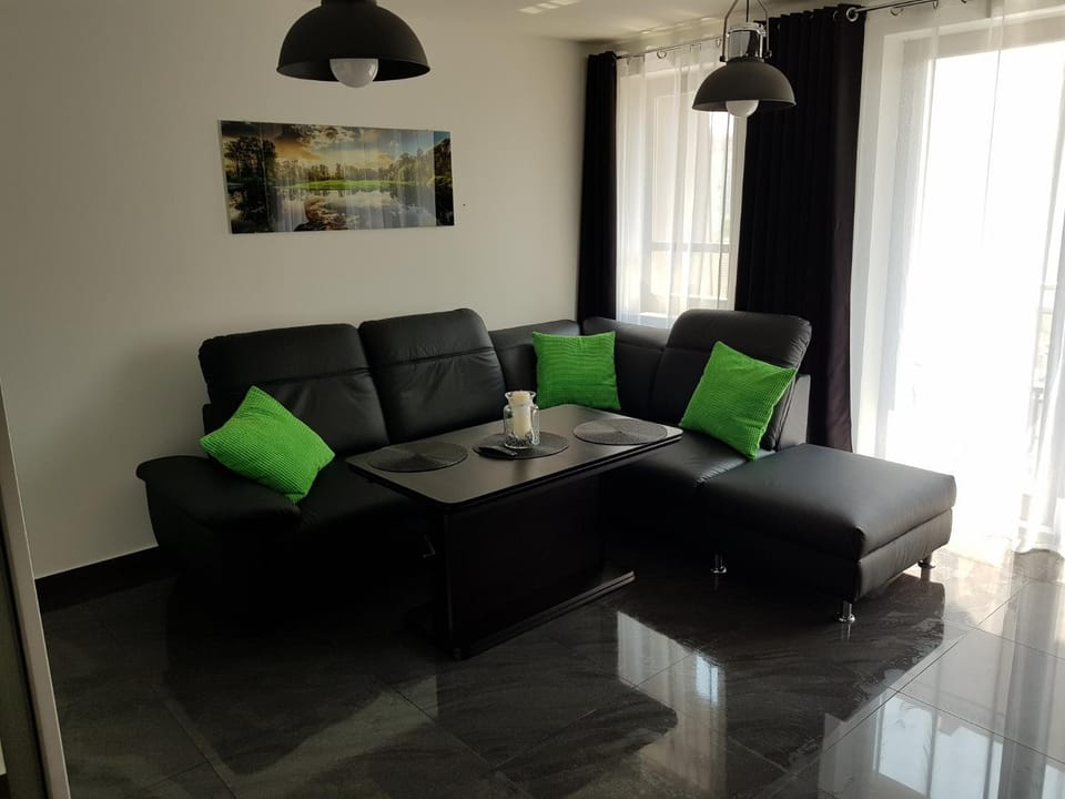 Living room, Photo of the whole room, Seating area