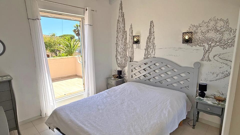 Balcony/Terrace, Bedroom