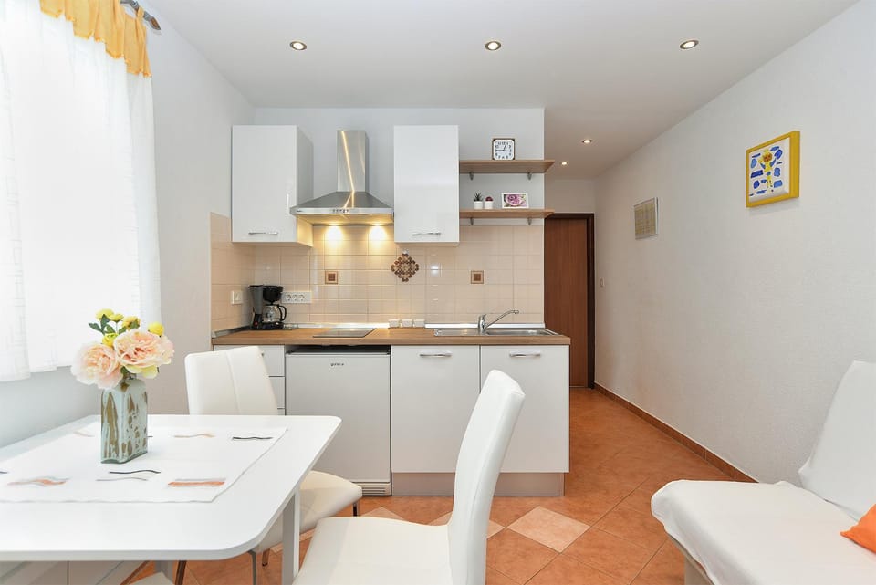 Apartment Snjezana 1064 Apartment in Rovinj