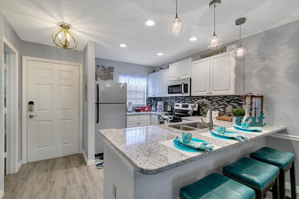 Coffee/tea facilities, Kitchen or kitchenette, Dining area