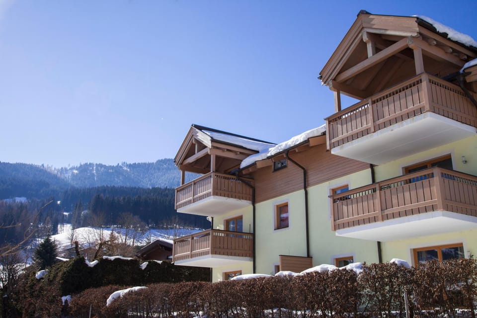 Facade/entrance, Mountain view