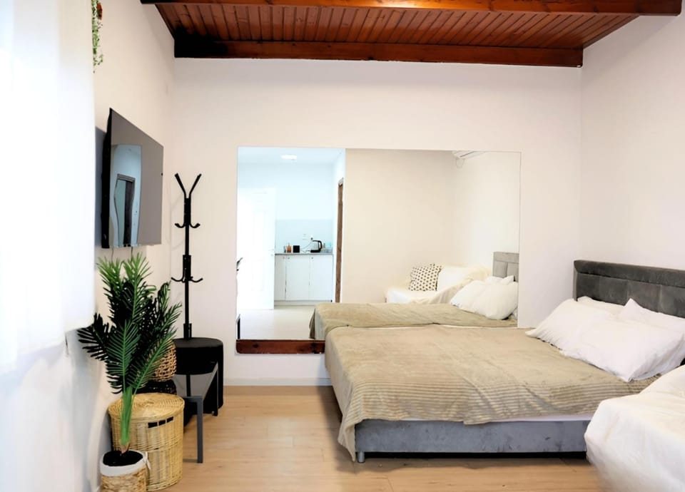 Suite Golan Apartment in North District