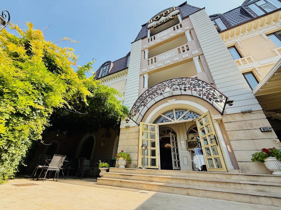 Hotel Eden Hotel in Romania
