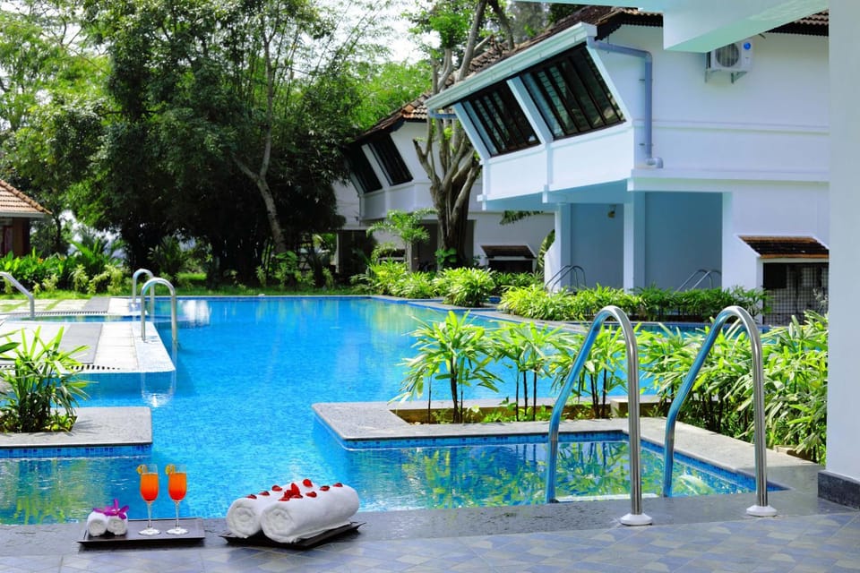 On site, Swimming pool