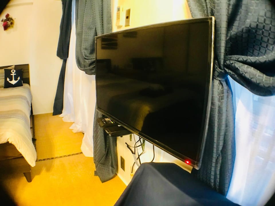 TV and multimedia, Living room, Dining area, Bedroom