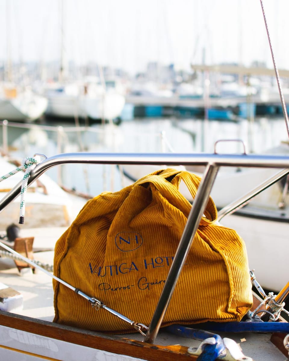 On-site shops, View (from property/room), Sea view, Family