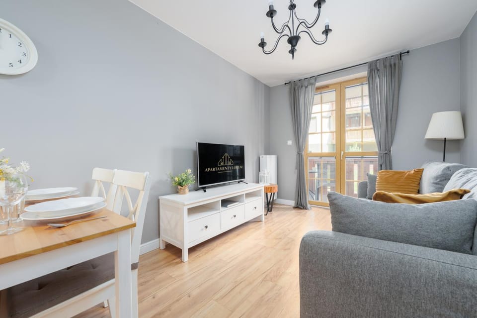 TV and multimedia, Living room, Other, Other, Other, Seating area, Evening entertainment