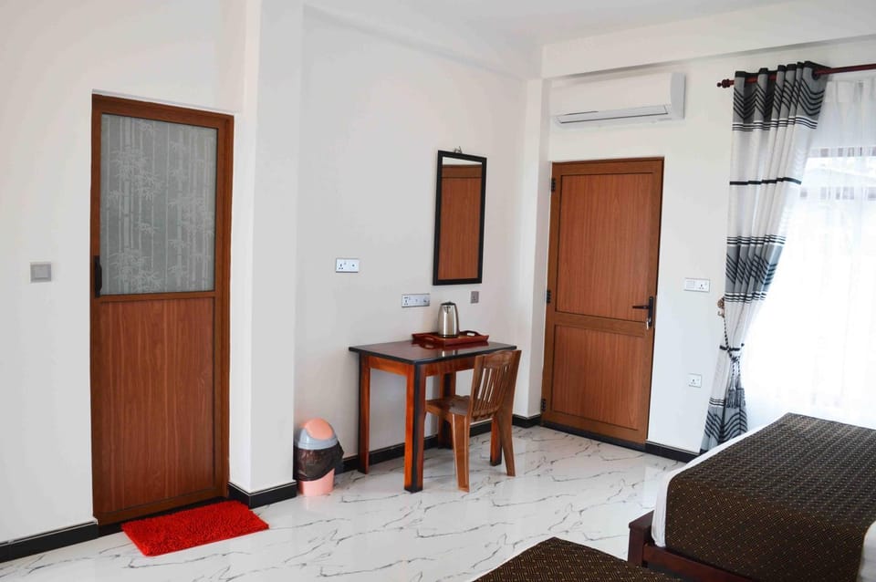 Blue Wings Beach Hotel Bed and Breakfast in Sri Lanka