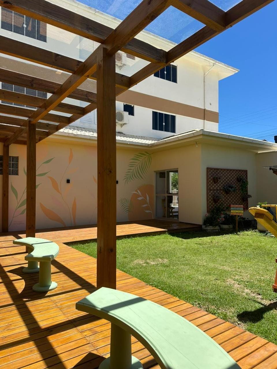 Garden, Inner courtyard view