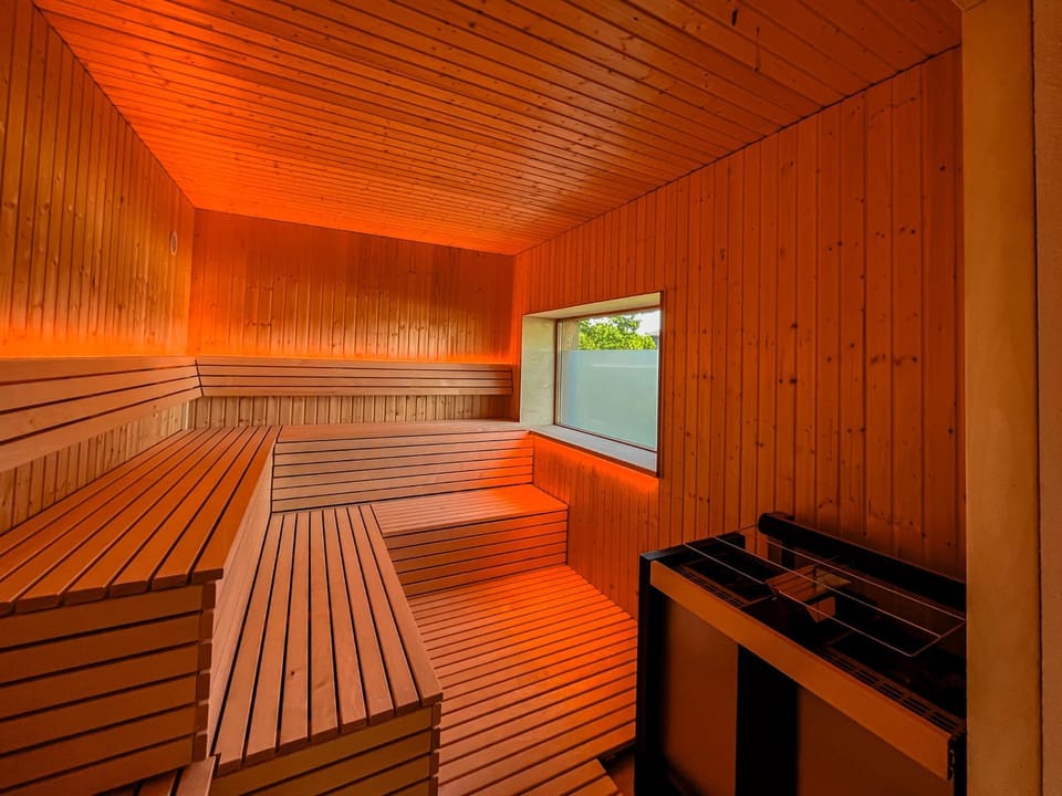 Sauna, Spa and wellness centre/facilities