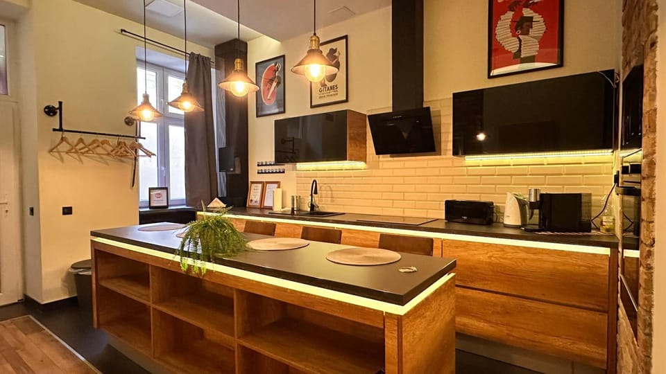 Kitchen or kitchenette, stove