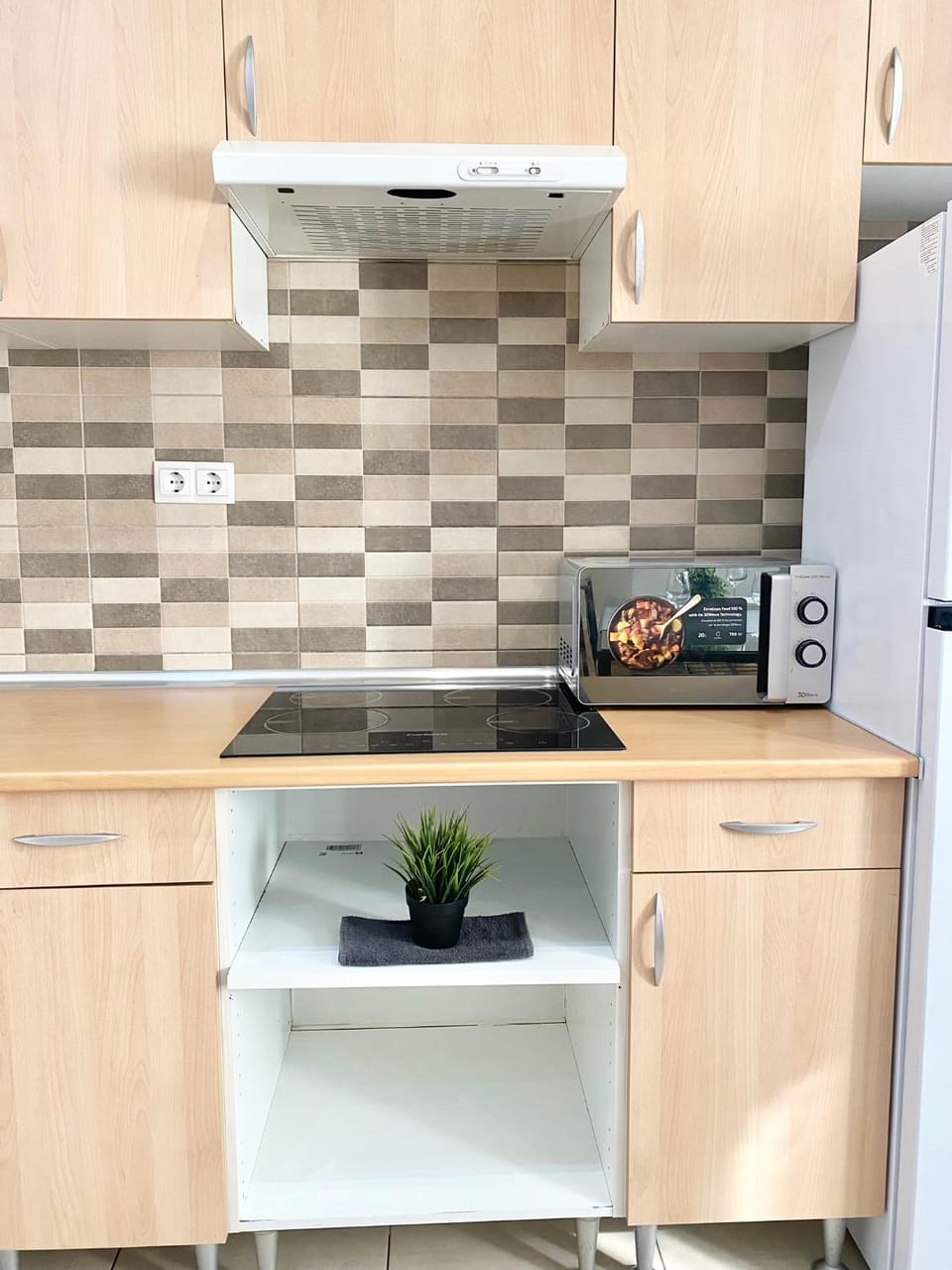 Renovated good flat. Near Barcelona Apartment in Badalona