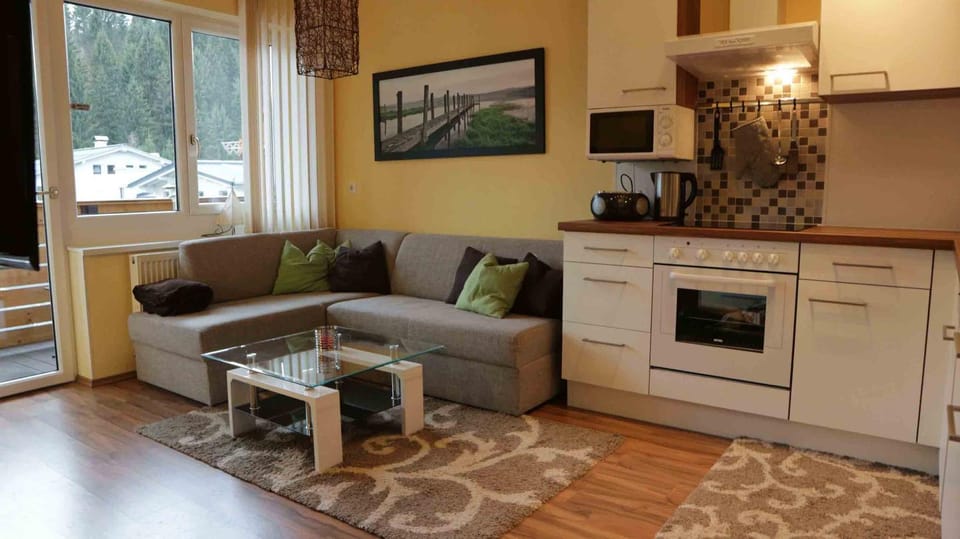 Kitchen or kitchenette, Living room, Other, Decorative detail, Seating area, Mountain view