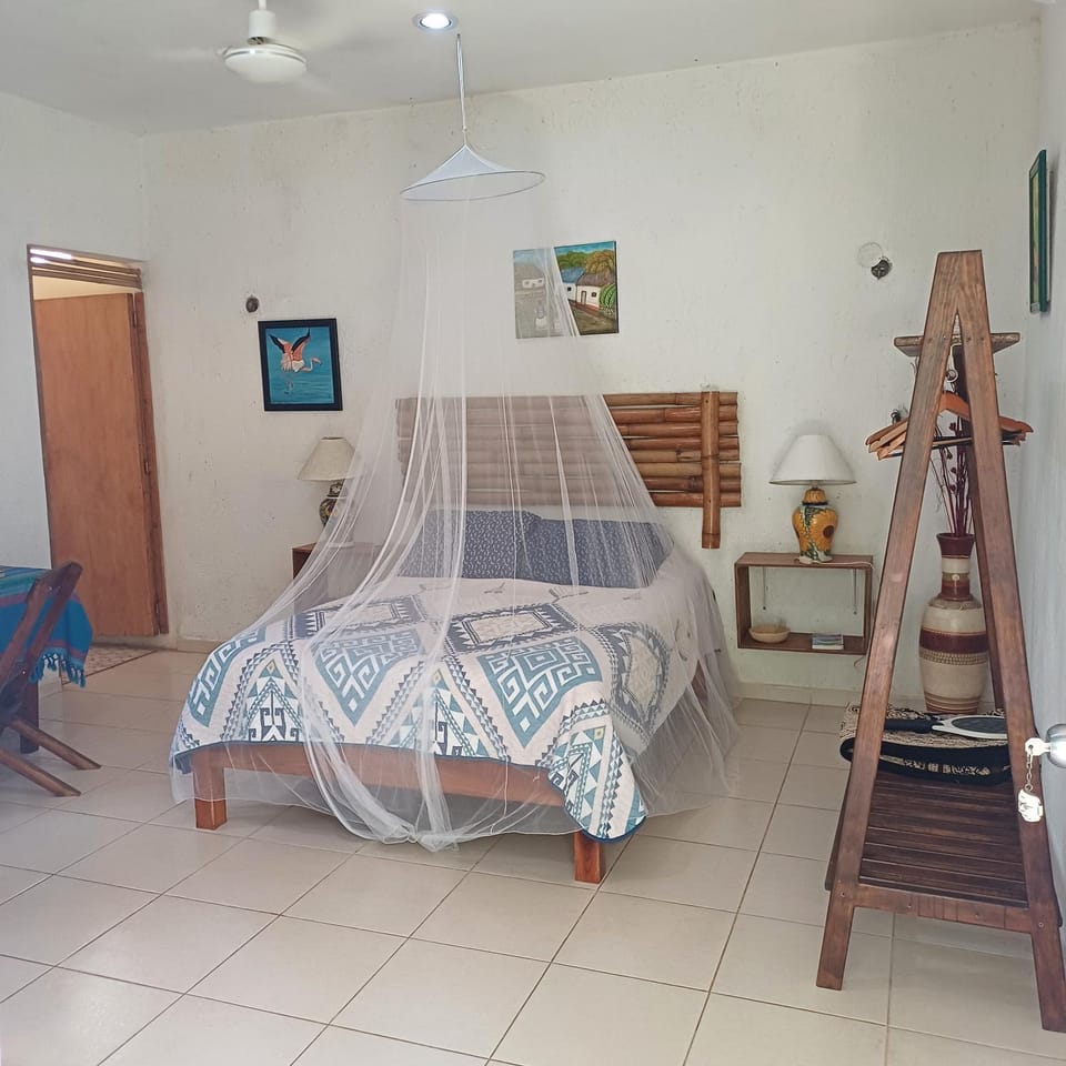 Photo of the whole room, Bedroom