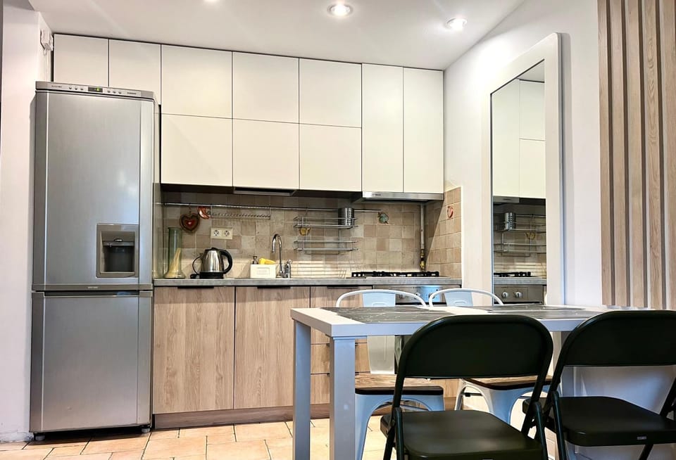 Cozy Flat in Villa Near Old Town Apartment in Bucharest
